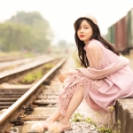 想练修图没有原片？高质量美女小姐姐写真RAW原图来了！