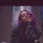 怀旧复古VHS录像带老照片划痕噪点特效PSD模板