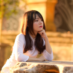 想练修图没有原片？白裙校园少女写真RAW原图